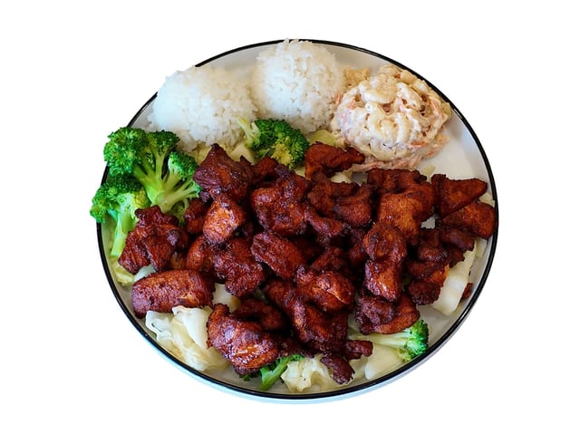 Halal Everest Spicy Chicken Plate.