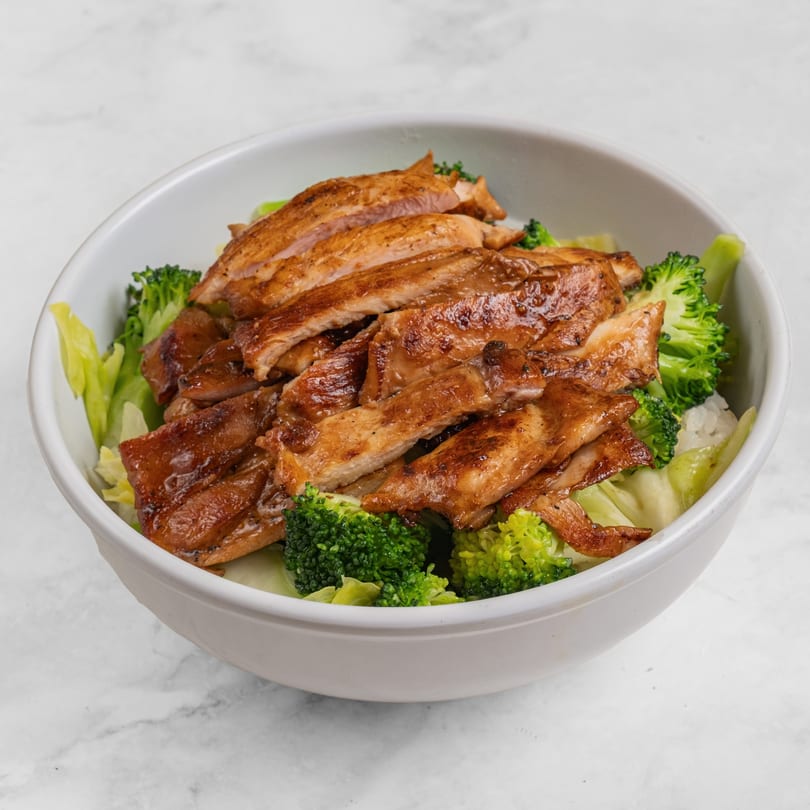 Everest Grill & Wrap's Hawaiian chicken teriyaki bowl with broccoli and lettuce.