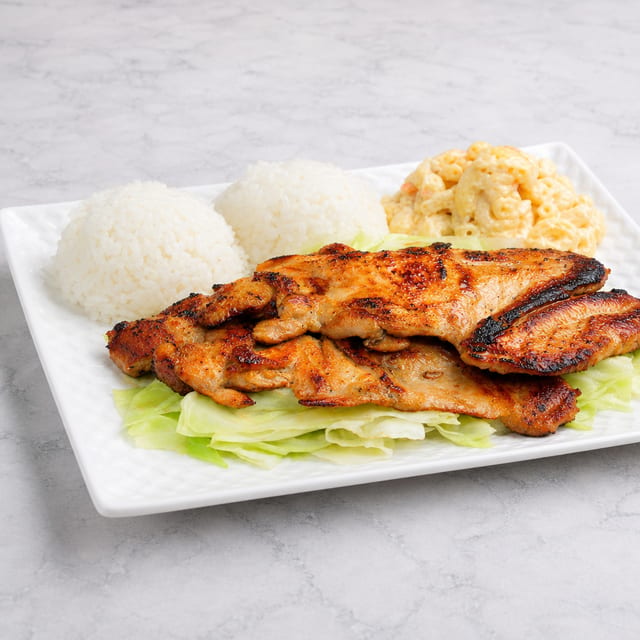 2.Grilled BBQ Chicken (Lunch & Dinner).