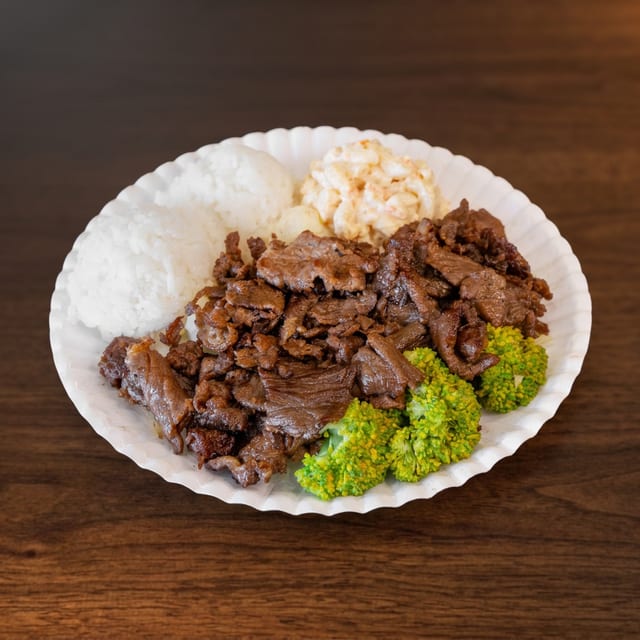 1.Everest BBQ Beef (Lunch & Dinner).
